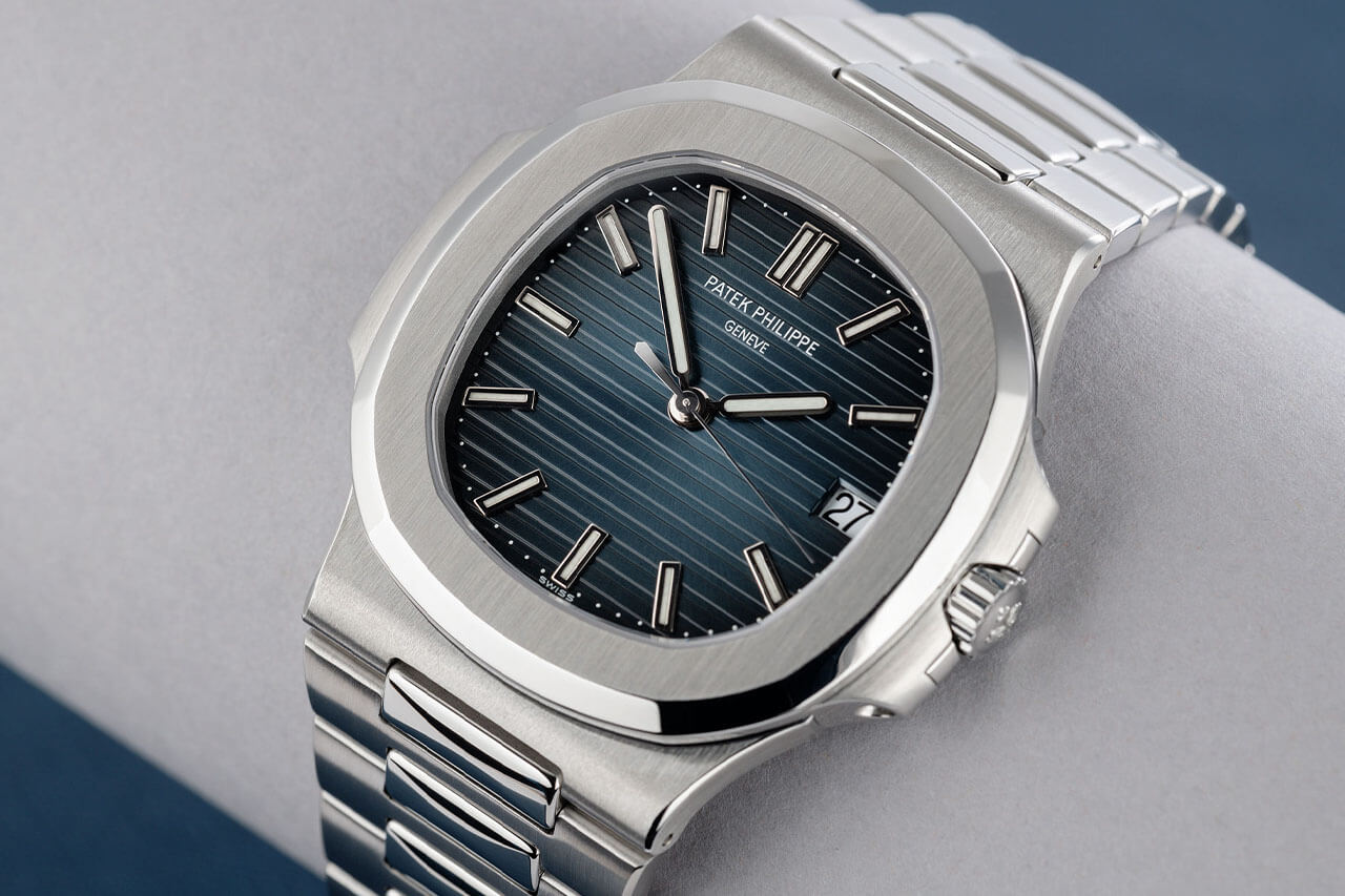 Patek Philippe Geneva Premium Two-Tone Luxury Watch with Date Display | Gold & Silver Stainless Steel Design