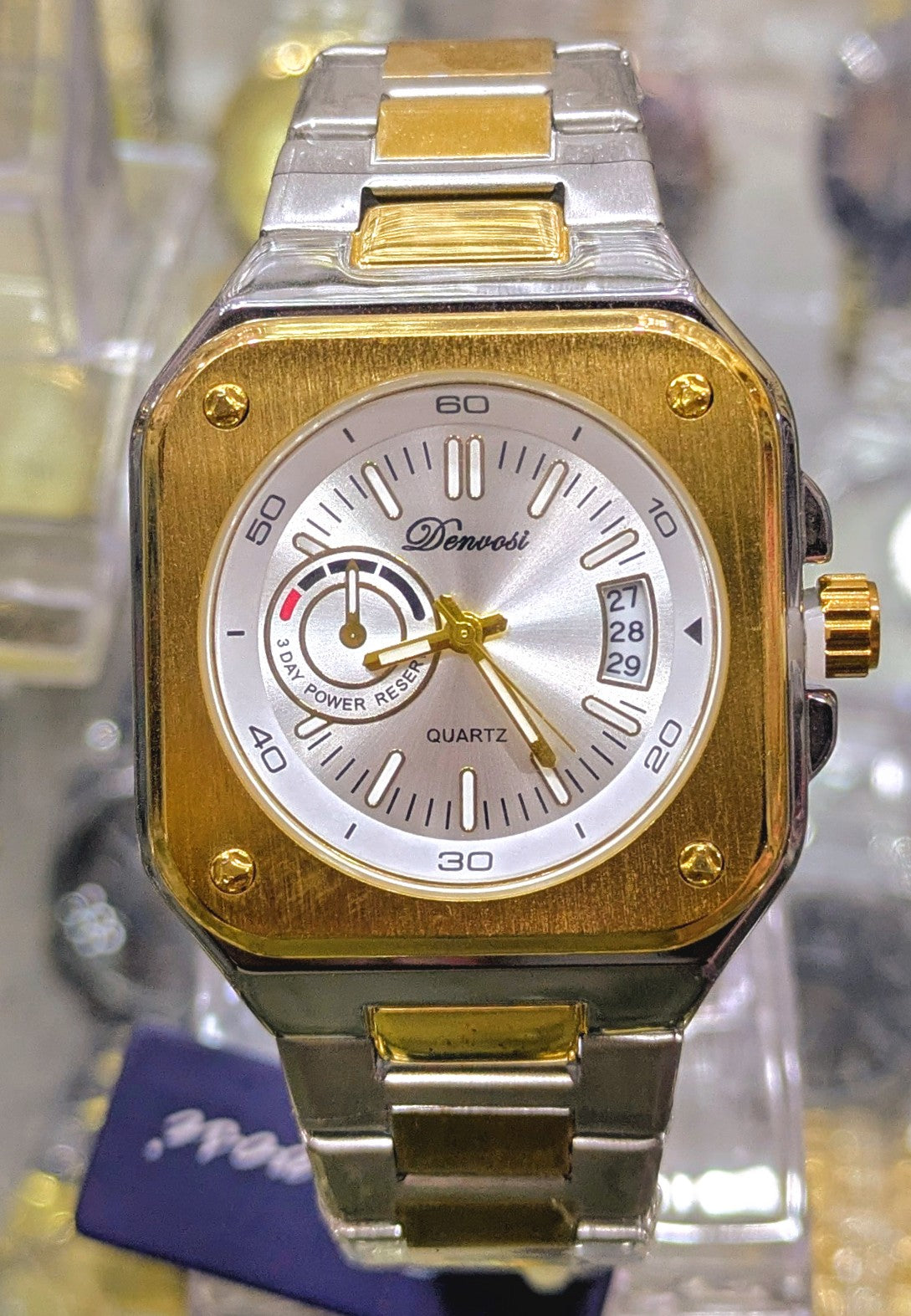 Denvosi Royal Gold Square Quartz Watch